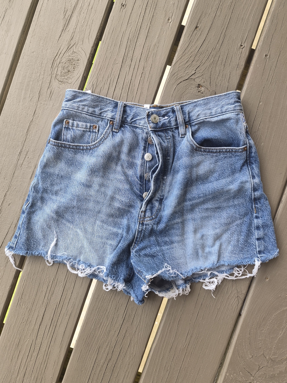 Fun PacSun Jean Shorts - Picture 1 of 3